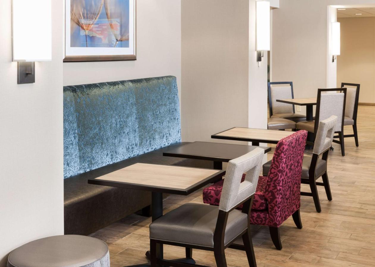 Hampton Inn & Suites Ντάβενπορτ Εξωτερικό φωτογραφία
